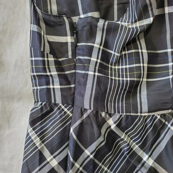 WOMEN'S Fossil Silk Top Shirt Sz M Scoop Neck Ruffle Detail Side Zip - Picture 9 of 12